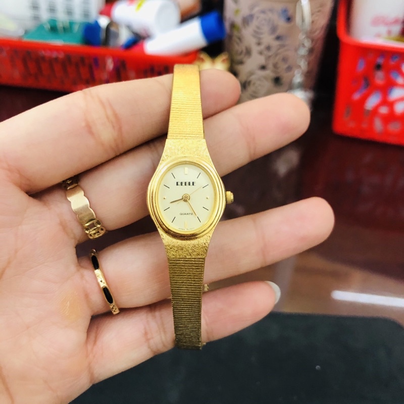Đồng hồ nữ si nhật dáng dây lụa hiệu Reble