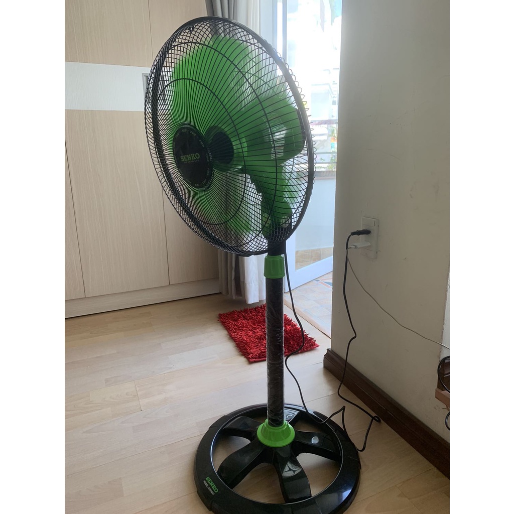 Quạt đứng thân sắt Senko DTS1607 công suất 65W, 3 tốc độ gió - Hàng chính hãng