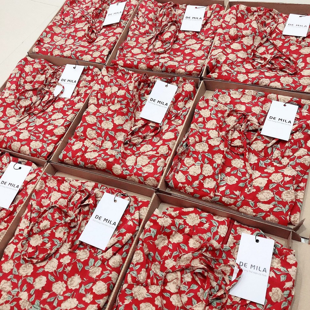 Váy Hoa Nhí,Đầm Hoa Nhí De MiLa Cao Cấp dáng dài nhún vai xẻ tà mặc đi làm,đi chơi tôn dáng cực đẹp Hàng Loại 1 Thiết Kế | BigBuy360 - bigbuy360.vn