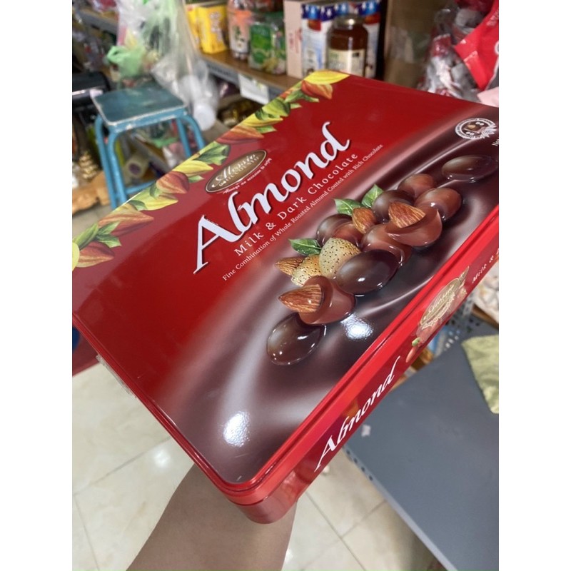 Kẹo Socola hạnh nhân Sữa 300gr