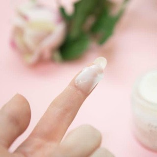 Kem dưỡng ẩm Fresh Rose Deep Hydration Face 50ml