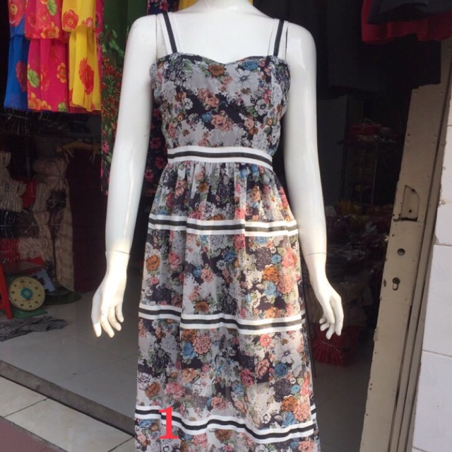 Đầm voan phối xinh xắn