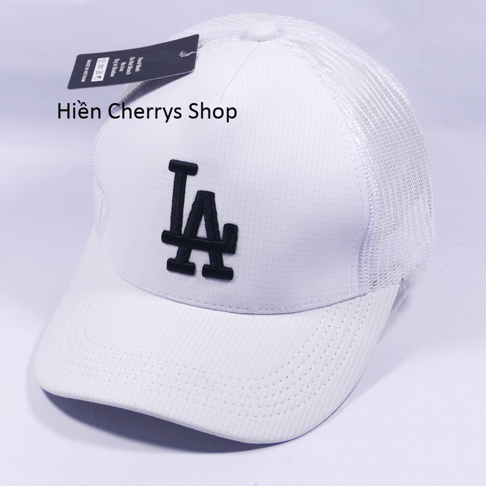 Nón kết lưới LA - Chất liệu Kaki kết hợp với lưới tạo nên sự độc đáo và thoáng mát cho người đội