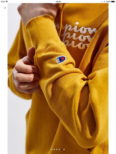 Champion UO Hoodie chính hãng 100%