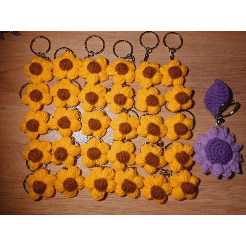 Móc khóa hoa hạt bắp móc len - Crochet puff flower 🌸