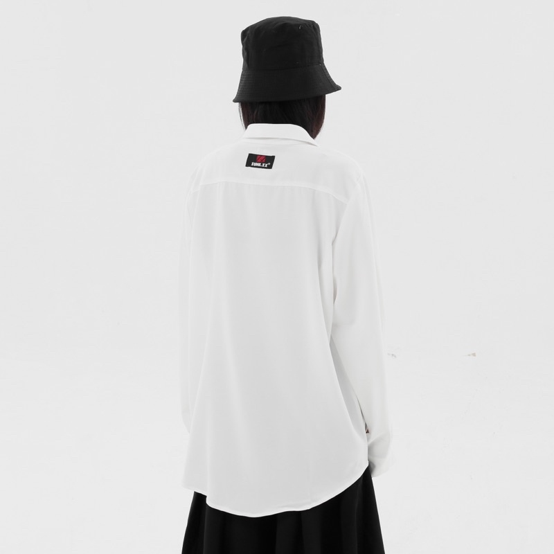 Áo sơ mi unisex Zune.zx thêu chữ kí GD trắng đen form rộng suông, GD shirt