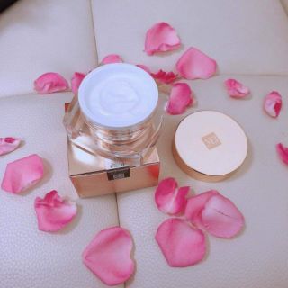 Kem dưỡng da yb