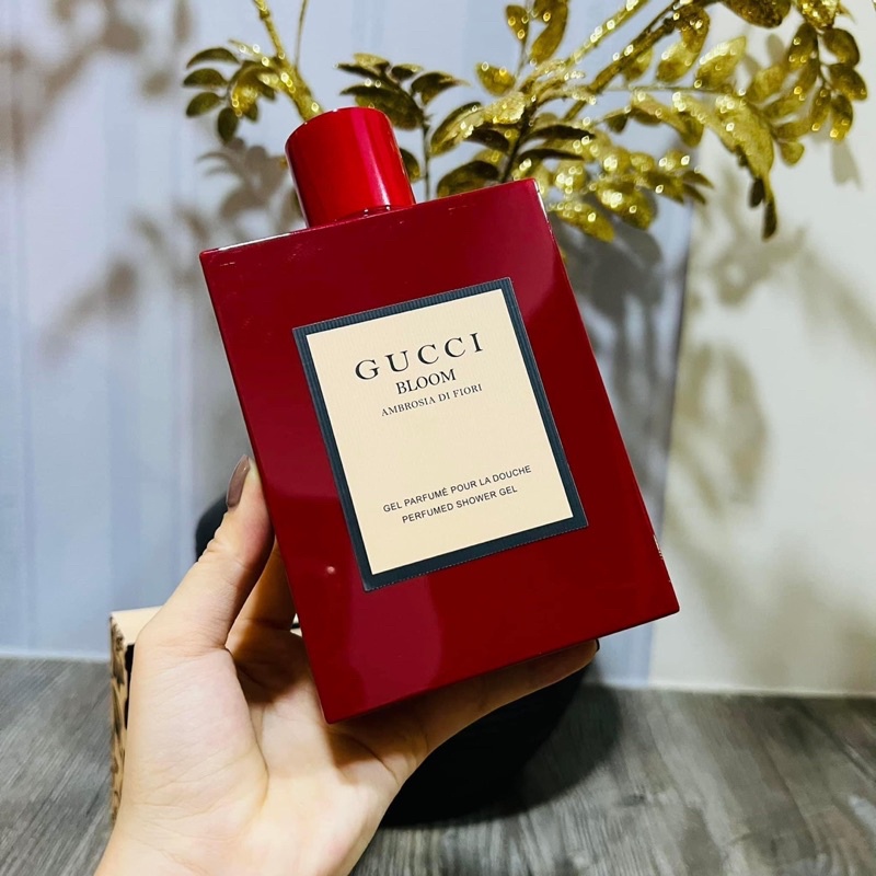 Sữa Tắm Hương Nước Hoa Gucci Bloom Hương Hoa Nhài và Hoa Huệ Trắng 380ml