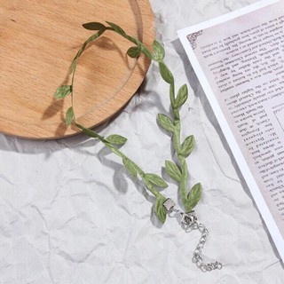 Choker lá xinh xan kiểu hàn