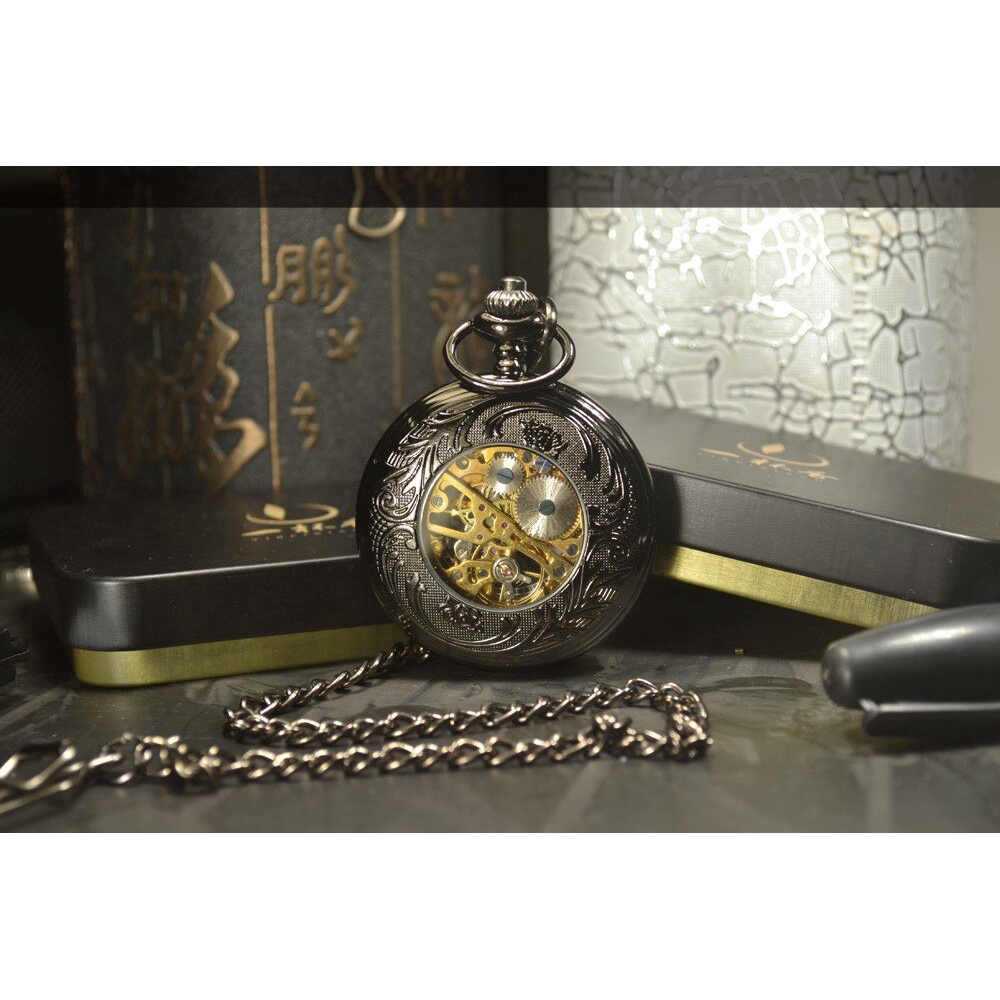 Đồng Hồ Quả Quýt Chạm Khắc Hình Bộ Xương Bàn Tay Phong Cách retro