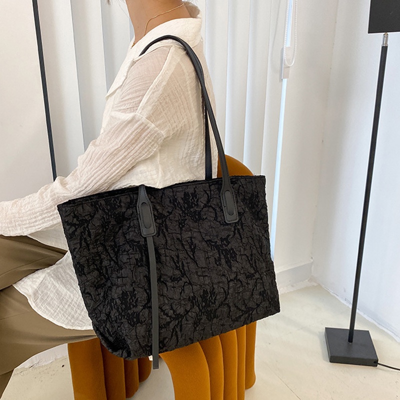 Túi xách đeo vai dưới cánh tay đơn giản cỡ lớn IELGY phong cách thời trang dành cho nữ