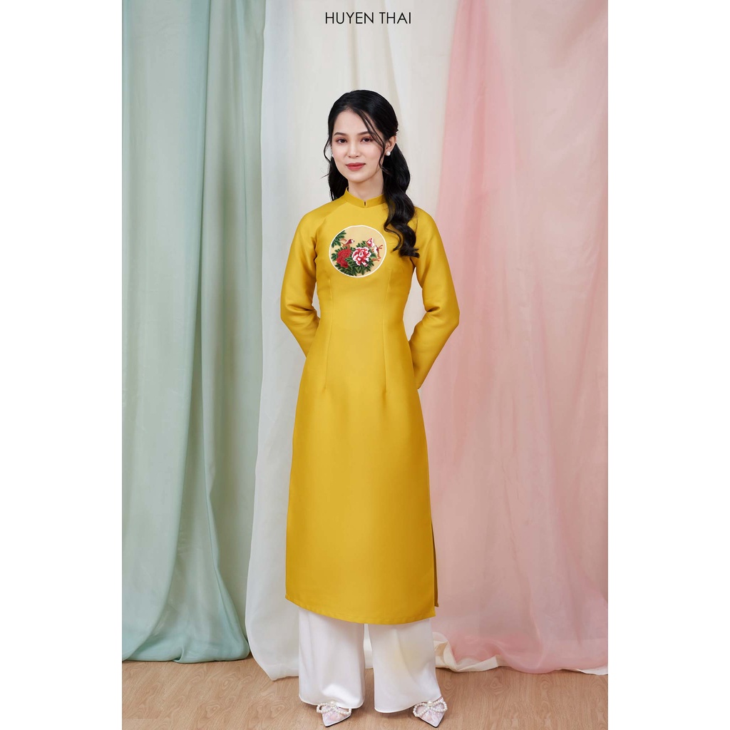 Áo dài tafta dáng cách tân | HUYENTHAI
