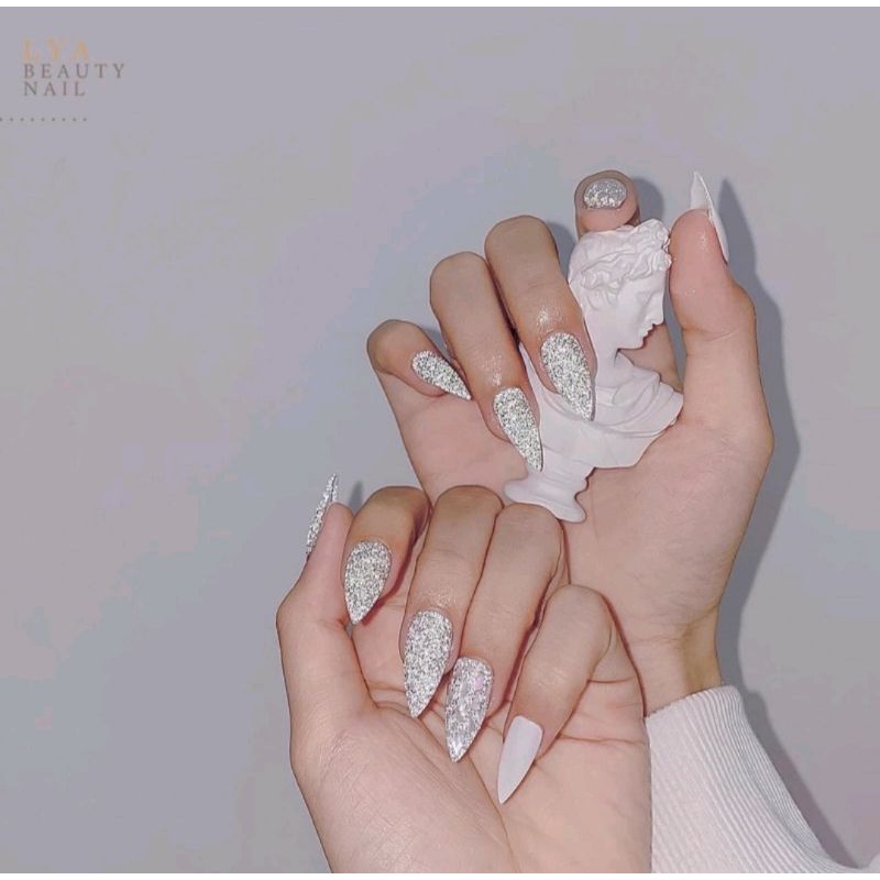 Móng giả thiết kế Huyền Trang Nail hộp 10 móng kèm keo dũa