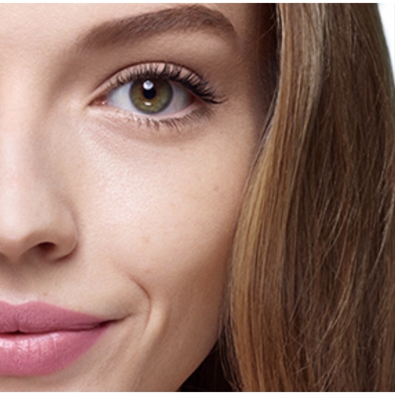 Phấn phủ dạng nén COVERGIRL Clean Matte Pressed Powder Oil Contro -màu 510 Classic Ivory-USA