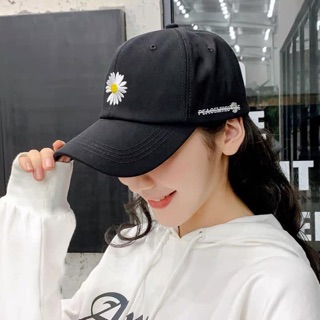 Mũ lưỡi trai thêu hoa cúc