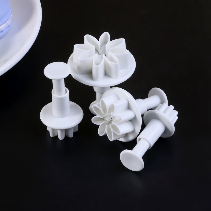 Set 4 Khuôn Cắt Tạo Hình Hoa Cúc Trang Trí Bánh