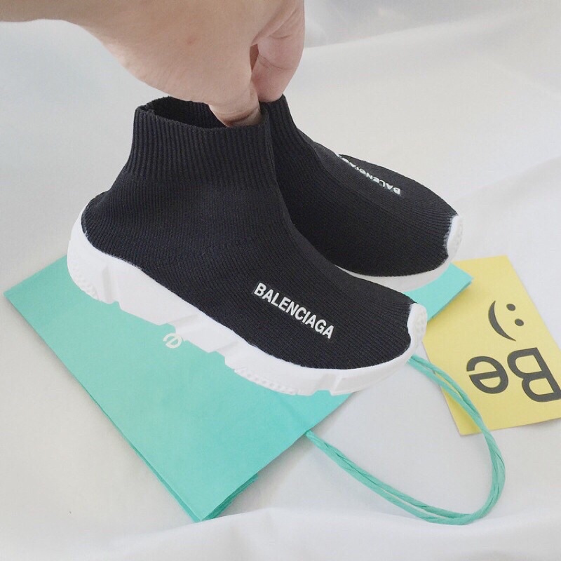 Bốt len balenciagaa cho bé!!! size từ 26-36