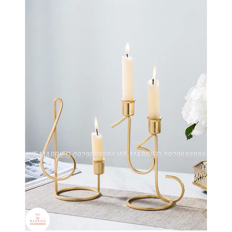 Chân nến cắm nến