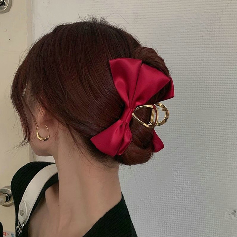 Kẹp Tóc Kim Loại Hình Bướm Đính Ngọc Trai Thời Trang Cho Nữ