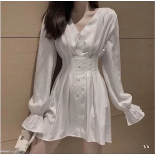 Đầm trắng xếp li tay dài bo nơ