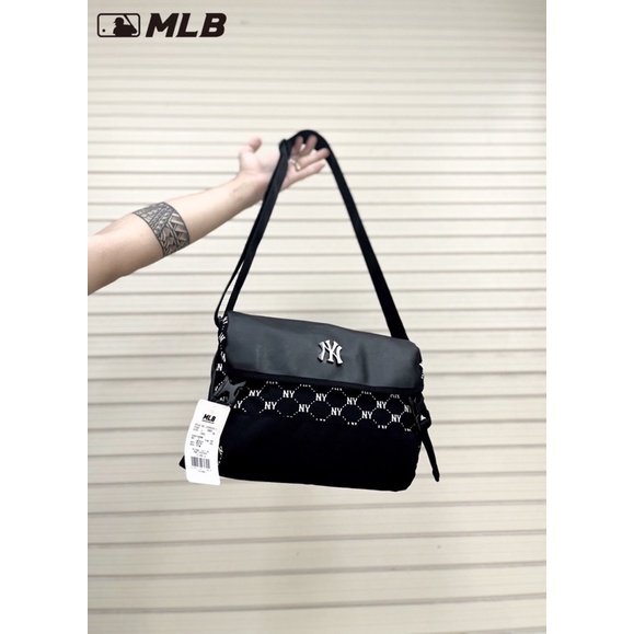 Túi đeo chéo MLB NEWYORK MONOGRAM NEW 2022