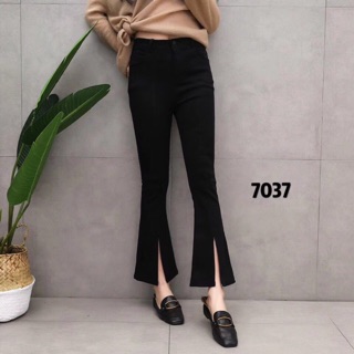 Quần ống loe xẻ trước