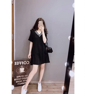 Đầm đuôi cá cổ tim phối