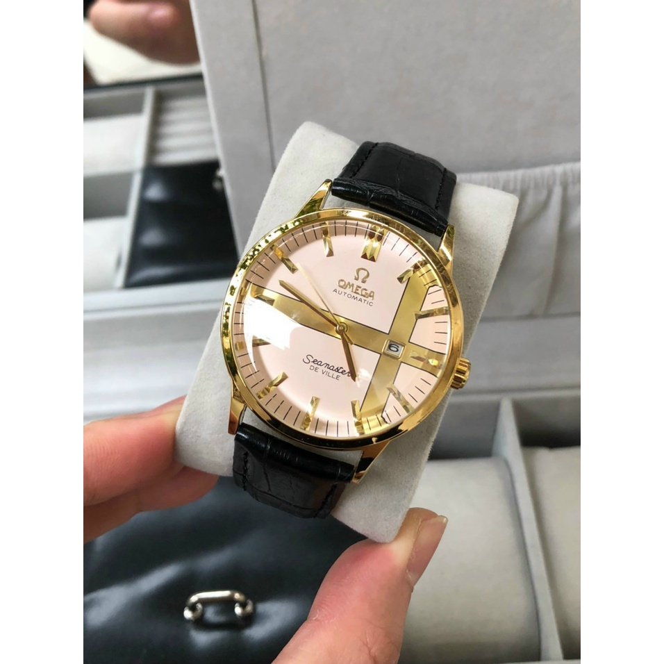 Đồng hồ thời trang nam Omega kẻ vạch dây da mềm mại , thời thượng