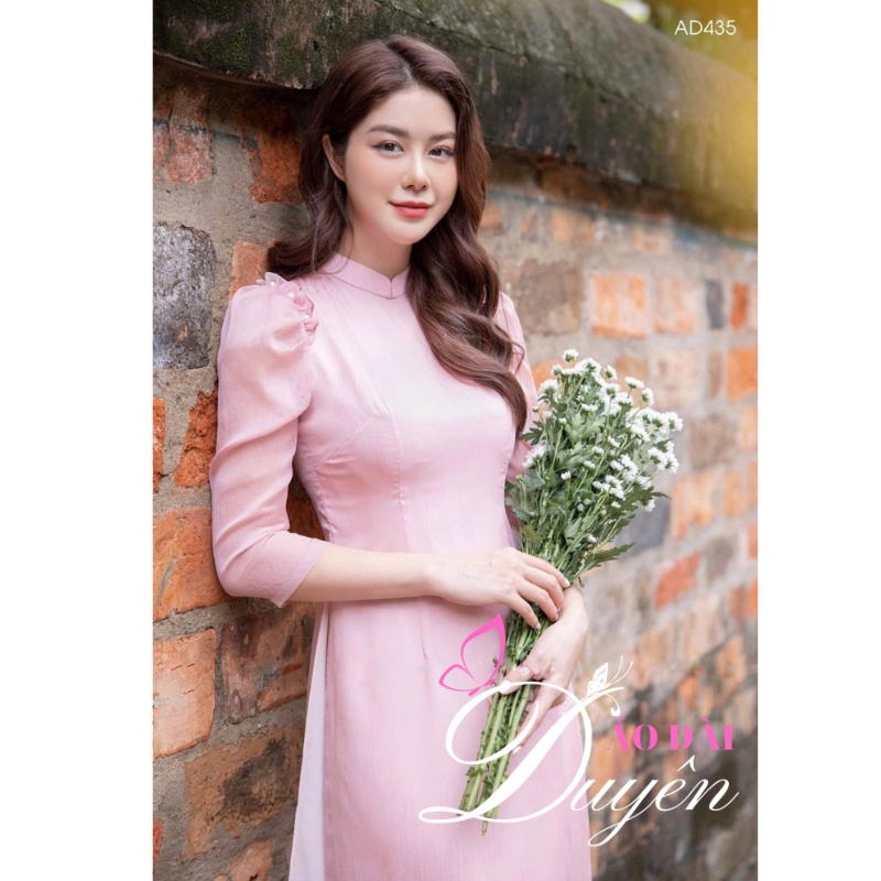 Áo dài cách tân 4 tà đính kết trai trên vai siêu đẹp phù hợp lễ tết