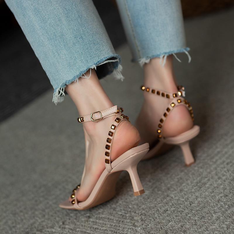 Giày Cao Gót Sandal Đính Đinh Tán Thời Trang Mùa Hè Pháp 2021