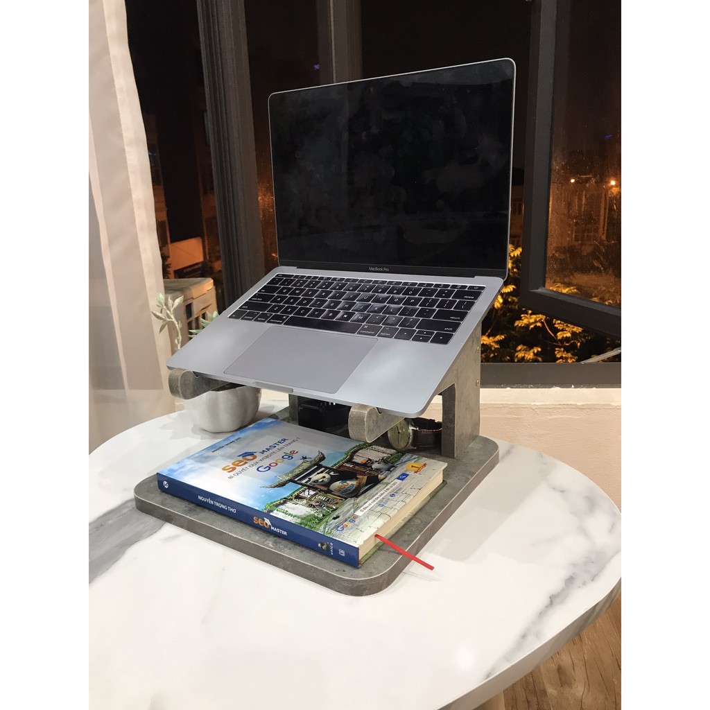 Kệ gỗ đỡ laptop, giá đỡ macbook TADA tản nhiệt tiện lợi, chống gù lưng (TD12) | BigBuy360 - bigbuy360.vn