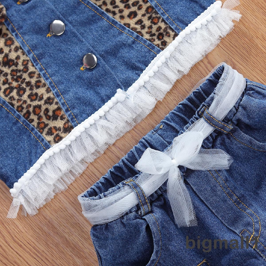 Set Áo Khoác Jean Không Tay Cổ Bẻ + Quần Short Jean Lưng Thun Thời Tra