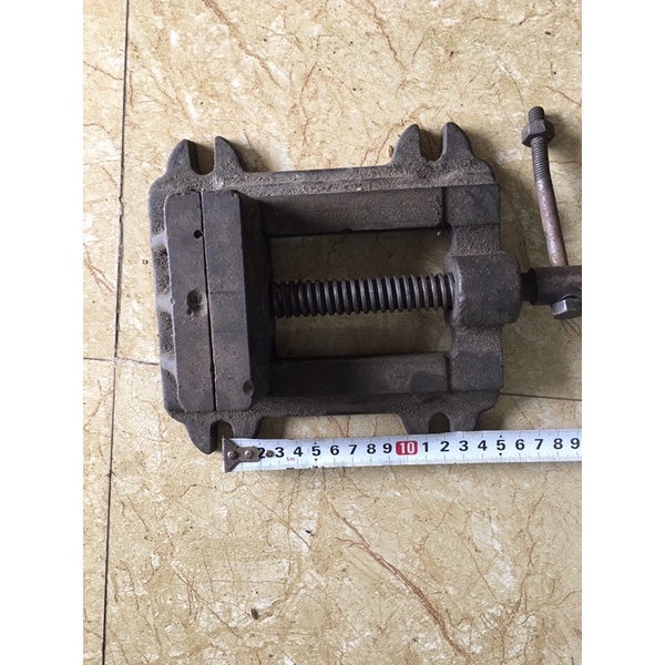 Ê tô 100 Nhật bãi