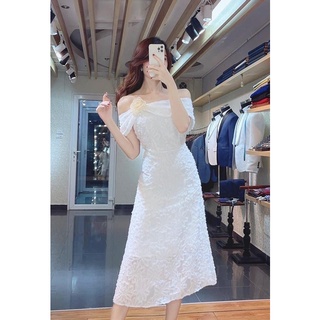 Đầm ren trễ vai