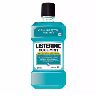 Nước súc miệng diệt khuẩn LISTERINE COOL MINT 250ml