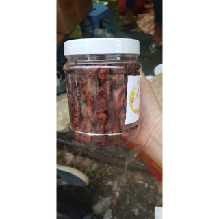 Me lào chấm muối