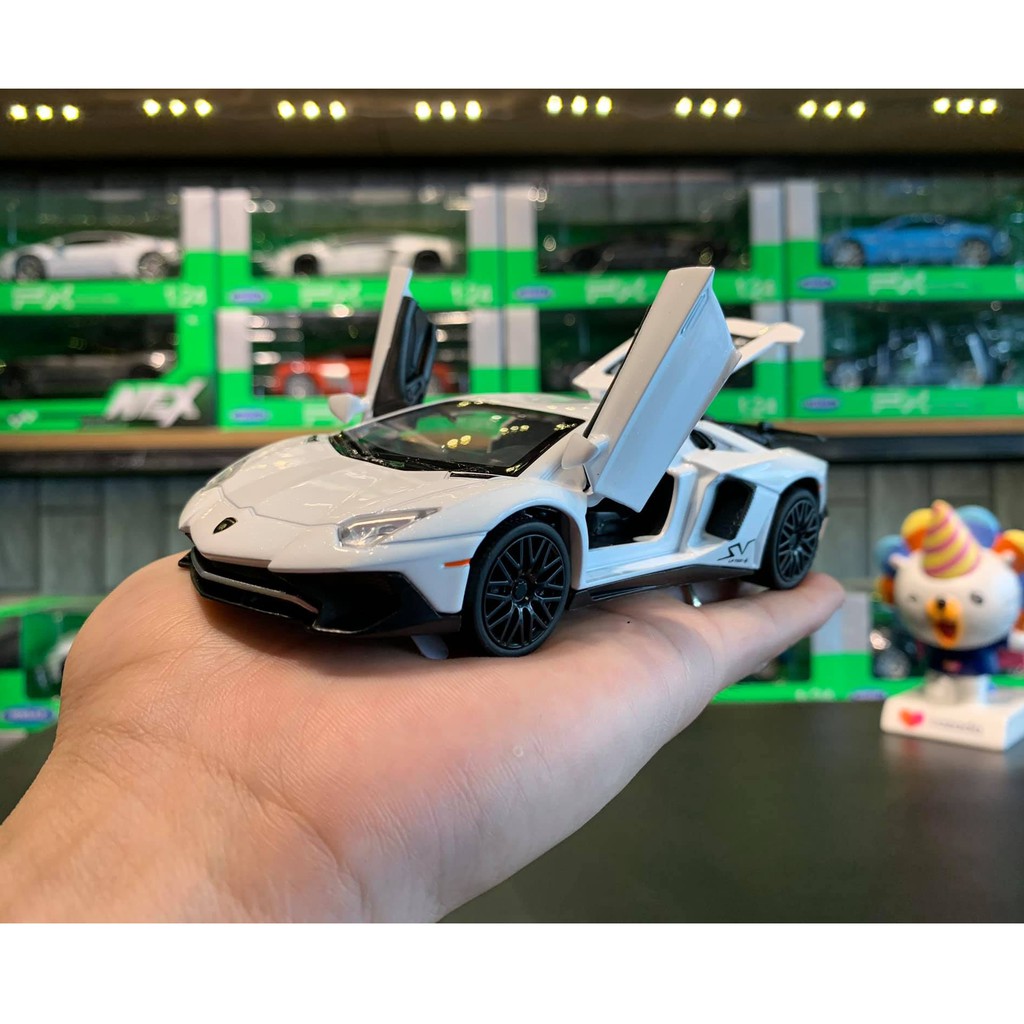 [Mã LIFE0503TOYS1 giảm 10% đơn 150k] Mô hình hợp kim xe Lamborghini SV LP750 tỉ lệ 1:32 màu trắng