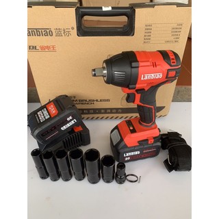 Xiết bu lông lực 350nm, 2 pin lớn 20vol (4a) giá không thay đổi