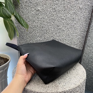 Túi tote GUESS