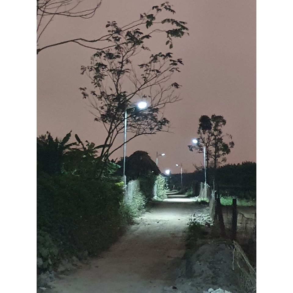 Đèn Năng Lượng Mặt Trời,Đèn Led SOLAR LIGHT Pha 100w, kích thước lớn ,BH 2 năm,giá rẻ