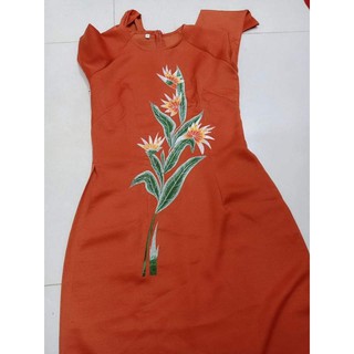 Áo dài tây thi thêu cam đất