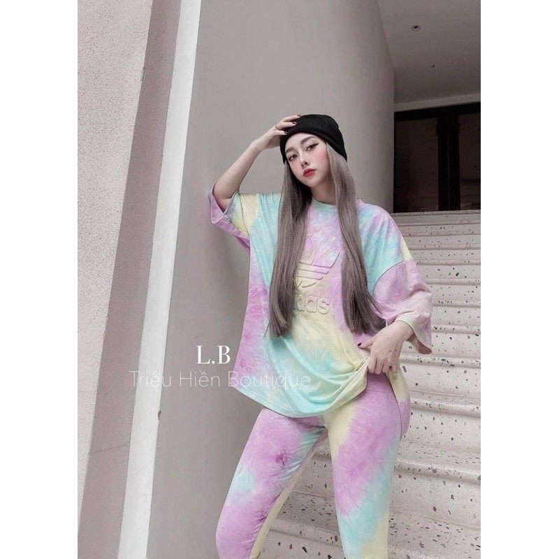 Set bộ loang: áo thun dập nổi + legging dài