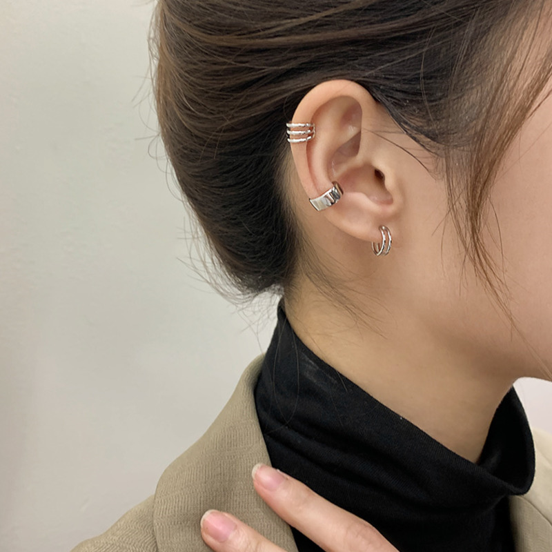 Bông Tai Đơn Giản Theo Phong Cách Retro