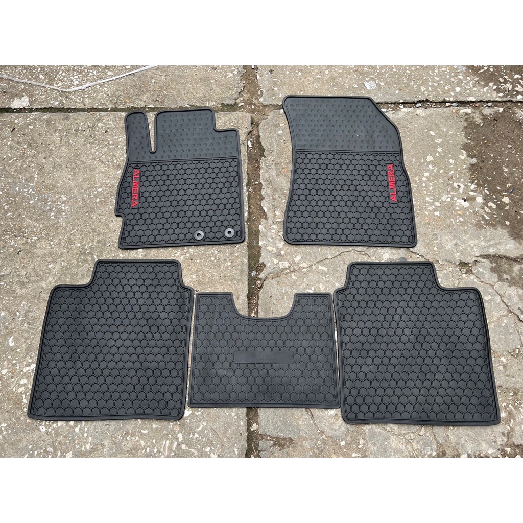 Thảm sàn, lót sàn cao su xe Nissan Almera 2021- 2022 - Hàng đúc theo xe Mẫu chữ đỏ