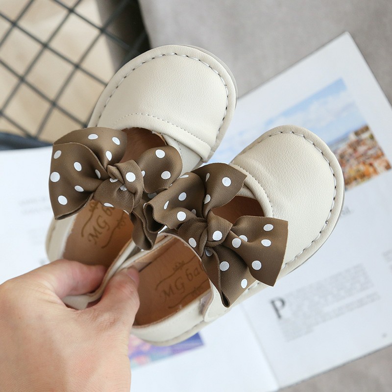 Giày búp bê bé gái - Giày cho bé gái chất da PU siêu mềm MG Baby có quai dán gắn nơ chấm bi xinh xắn M360