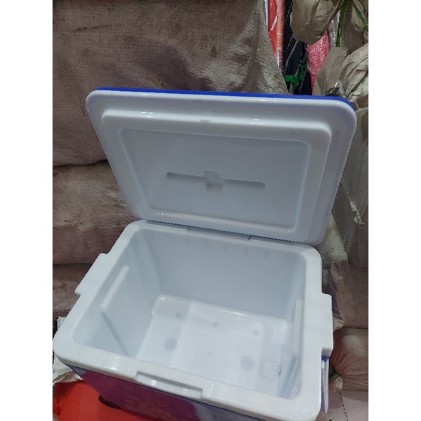 Thùng Đá Vuông Du Lịch 35L  - Đại Đồng Tiến