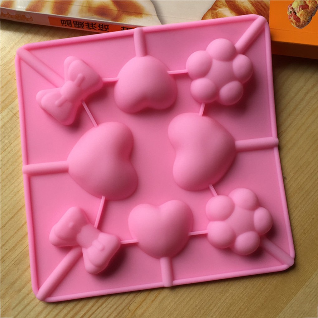 Khuôn silicone hình trái tim dùng trong làm bánh, làm kẹo đường