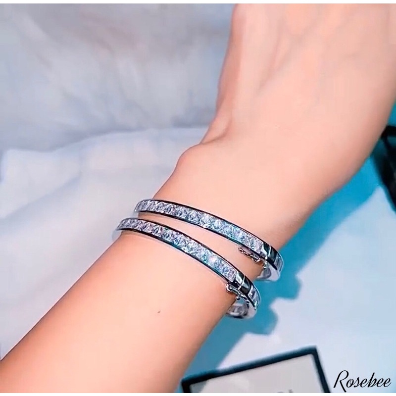 Vòng tay nữ đính full đá Baguette mạ bạch kim