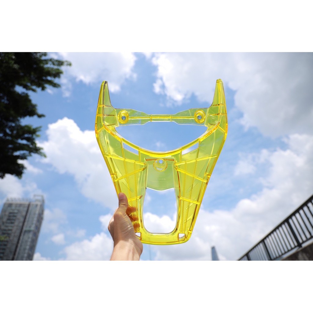 Cảng sau gắn SH gắn vision như zin