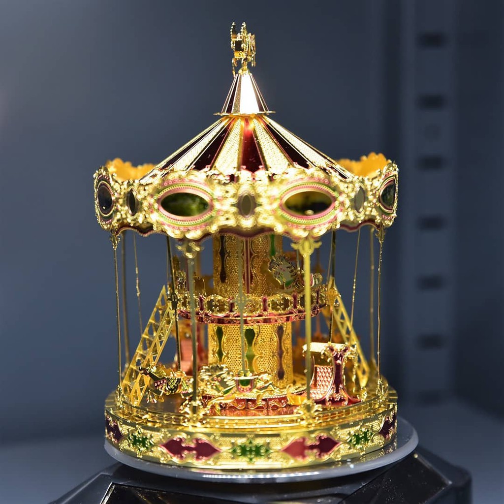 MÔ HÌNH 3D KIM LOẠI LẮP RÁP VÒNG XOAY NGỰA GỖ MERRY GO ROUND